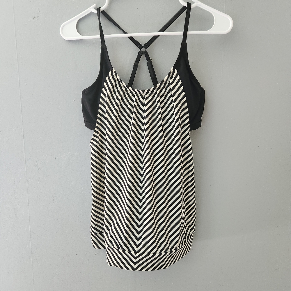 Athleta top